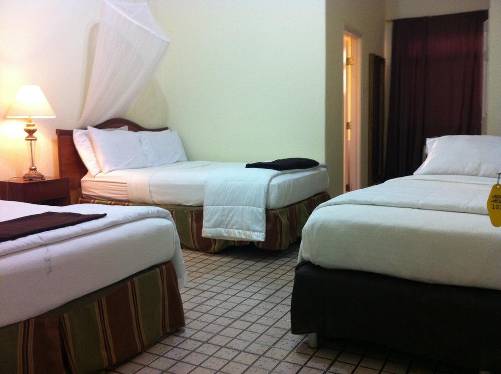 Executive Airport Hotel Entebbe Habitación foto
